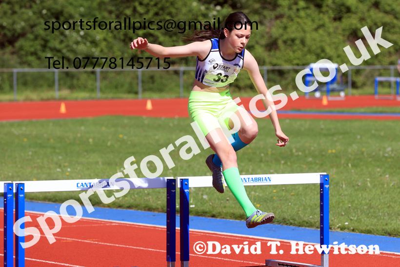 Hurdles, 2026 North Eastern Track and Field Champs, Shildon, County Durham. Photo: David T. Hewitson/Sports for All Pics